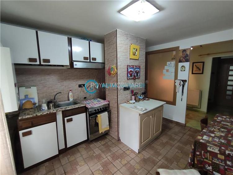 Royal Imobiliare - Vanzare Apartament zona Marasesti - 5