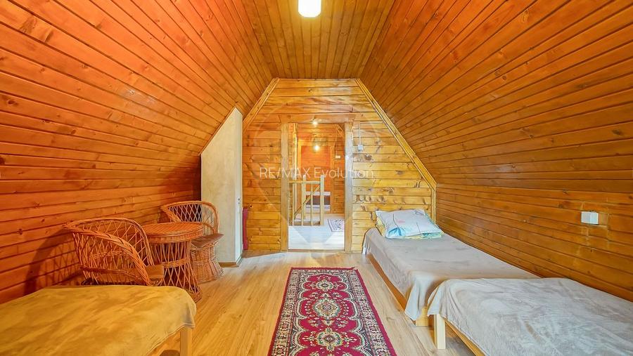 Casă autentică cu teren de 1310 mp, liniște și acces rapid către oraș - 25