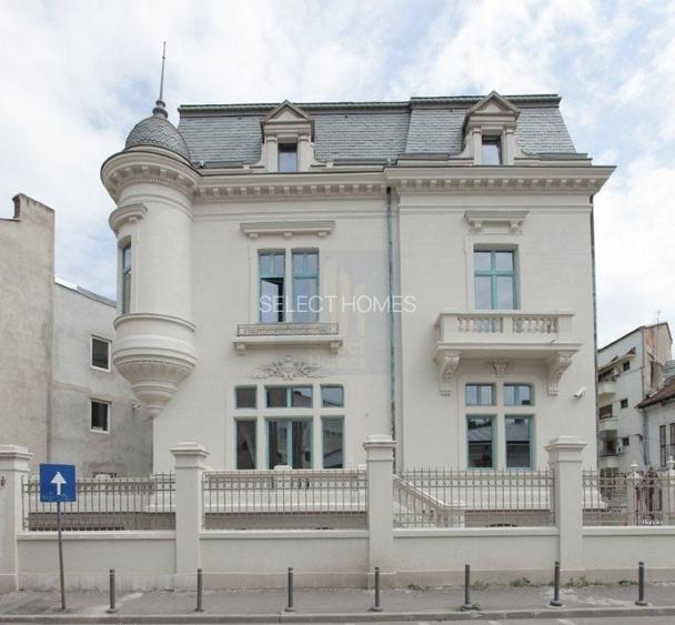 Vila istorica de vanzare in zona *Unirii* | 21 camere | curte, garaj - 57