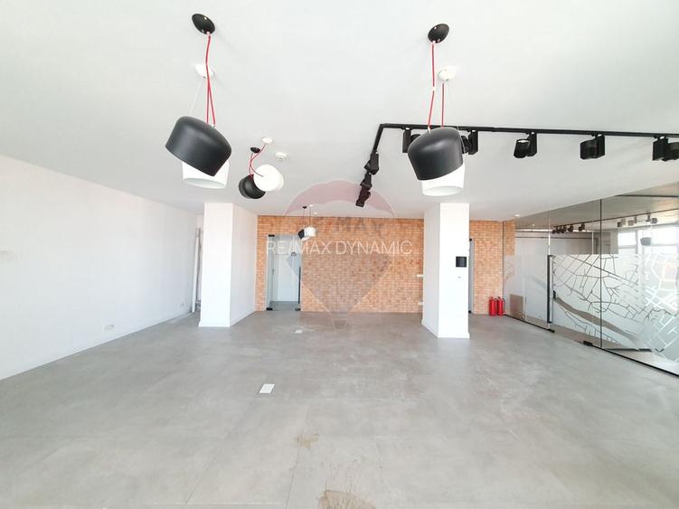 Birou modern 151 mp în Arad Plaza, 2 locuri de parcare - 6