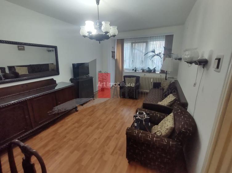 Vânzare apartament 3 camere Bd. Obregia - Pța Străduinței - 5