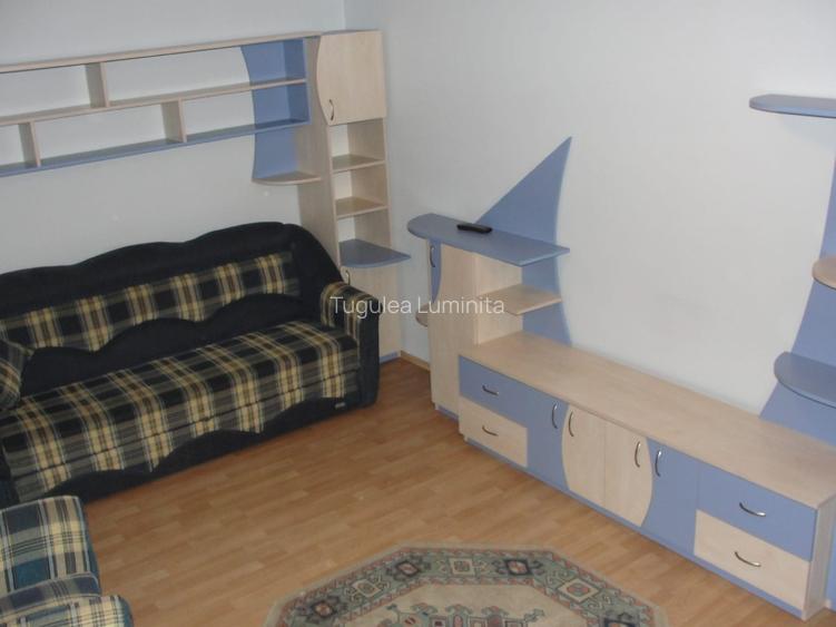 Proprietar vând apartament 3 camere - 2