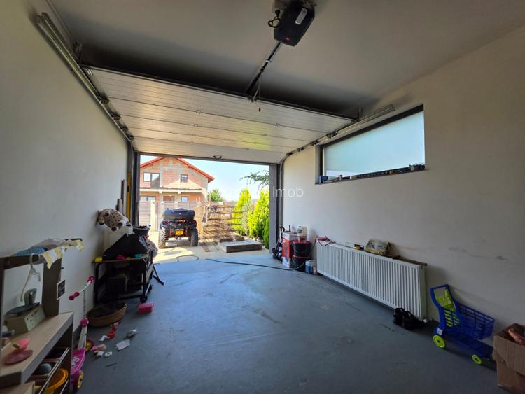 Casa individuala 4 camere | Sanpetru – zona Triaj | 915 mp teren | Comision 0% - 13