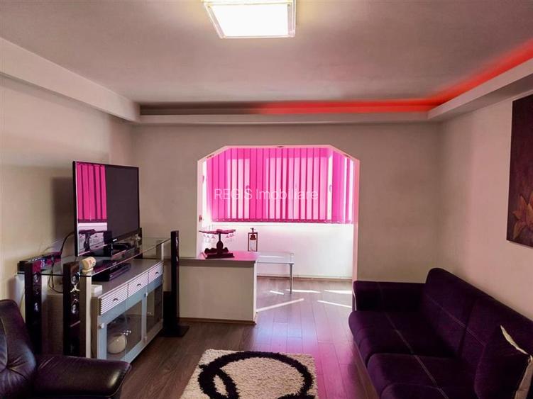 Apartament 3 Camere Zona Tractorul - 2