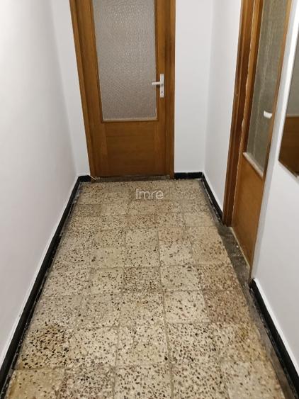 Vând apartament cu 3 camere semidecomandat zone centrală , ușor negociabil  - 6