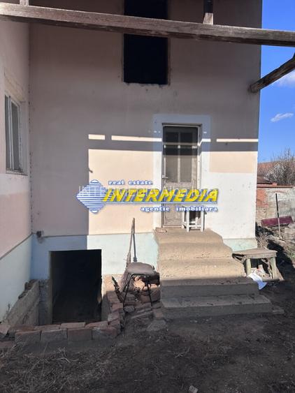 Casa de vanzare I 733 mp teren I Alba Iulia I 3 camere I toate utilitatile I - 4