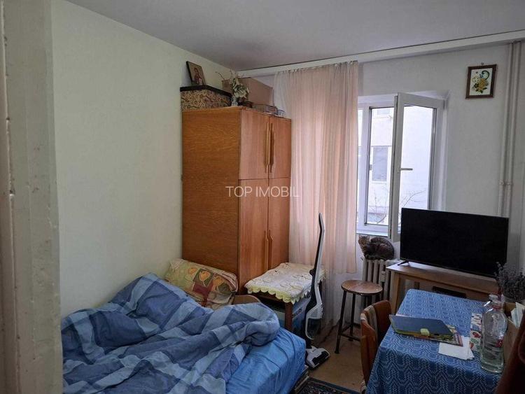 Etaj 3, fara risc, 3 camere semidecomandat zona Bicaz - 2