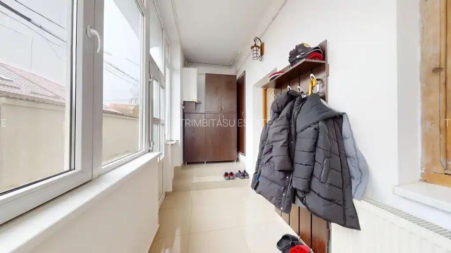 GROZAVESTI - Orhideea / Vila multifunctionala 251 mp / Teren 270 mp - 52