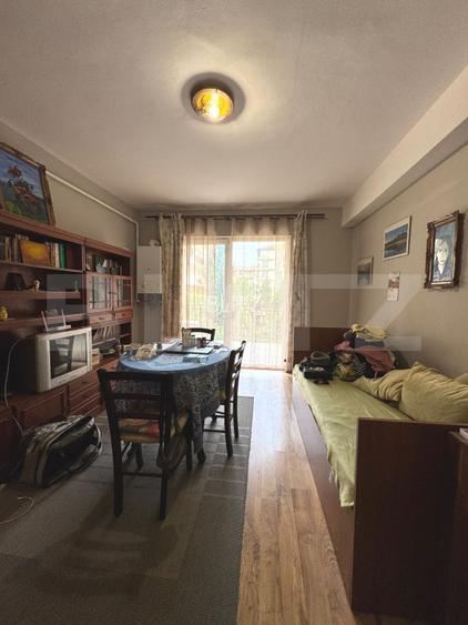 Apartament cu 2 camere, 50mp, decomandat, terasa 18mp, zona Porii - 3