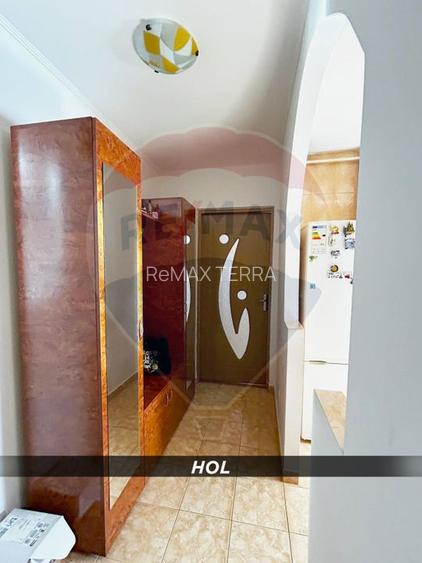 Apartament de închiriat - Petru Rareș - - 10