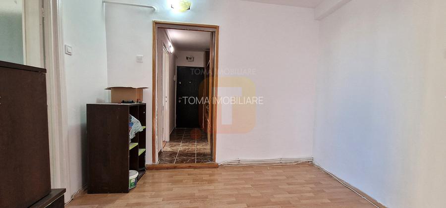 Apartament 3 camere decomandat, etaj 3/4, zonă Calea Romanului - Baie mare unifi - 9