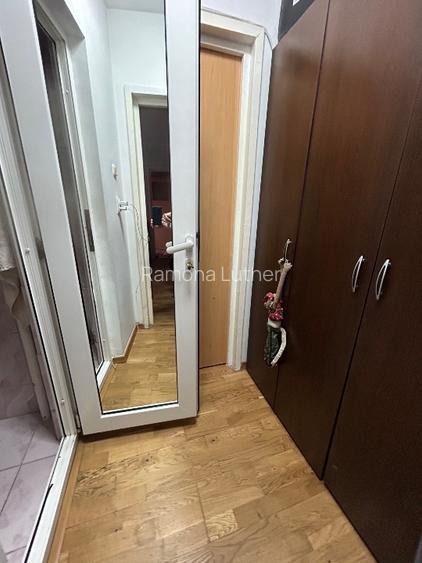 Apartament de vanzare  2 camere - 10
