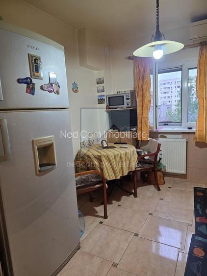 Vanzare apartament 2 camere Lizeanu - 4