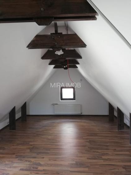 Casă individuală , 167 mp utili, 4 camere + mansardă finisată- teren 300mp - 12