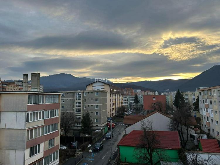 Apartament 3 camere decomandat Brasov - 13