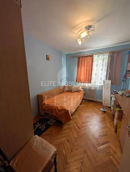Apartament 4 camere în zona PARANG - 4