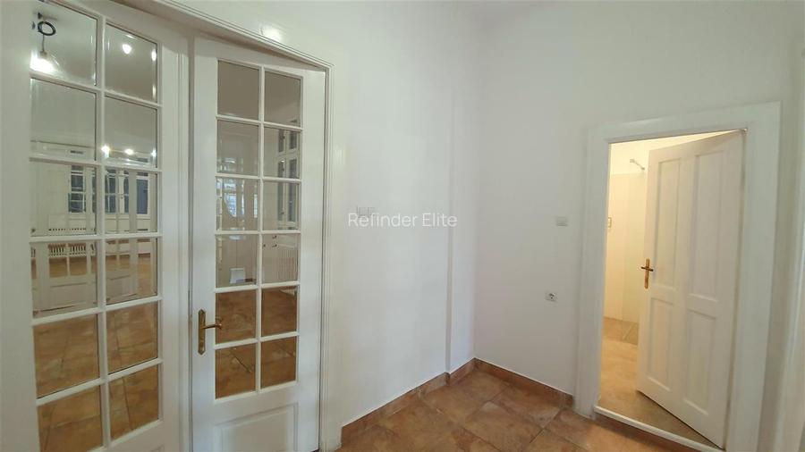 Apartament 4 camere Ultracentral | renovat complet 2020 | boxa la subsol | Roman - 14