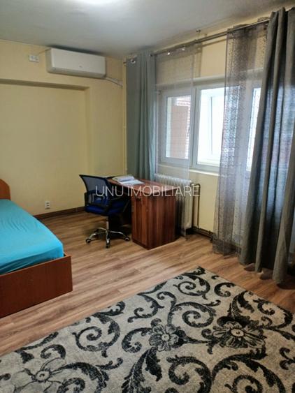 1 camera- Gara - etaj 2 - 40 mp- 80000 euro - 5