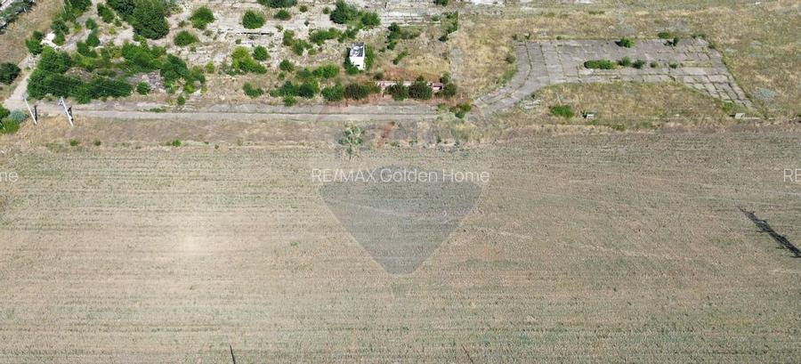 Teren  Mărășești / Drumul E85 - 2