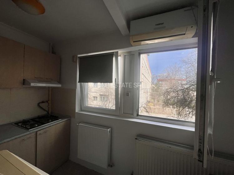 Garsonieră la etajul 1, în bloc renovat, cu lift - 8