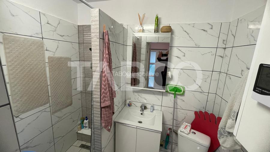 Casa cu curte de vanzare mobilata si  renovata -  mutare imediata - 6