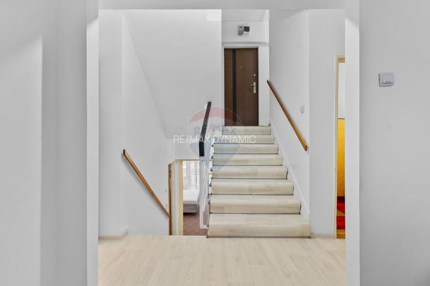 Apartament cu 3 camere NOU RENOVAT, PRIMA ÎNCHIRIER - zona Polivalentă - 7