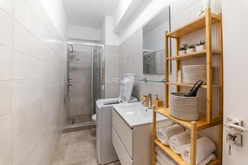 apartament 2 camere, modern, la 100 m de plaja, termen lung, contract , 450 euro - 18