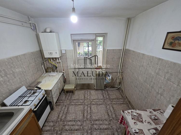 Apartament de vânzare - 10