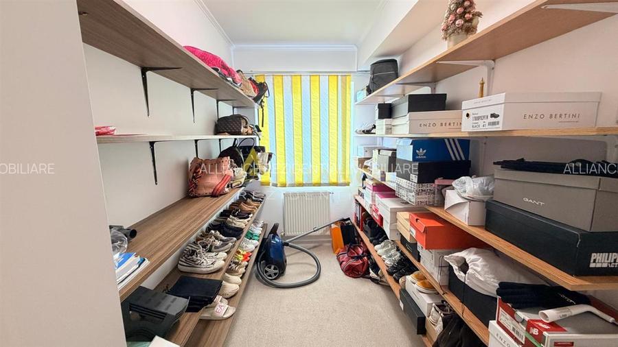 Vila spatioasa cu 9 camere, foisor, magazie, curte amenajata complet - 14