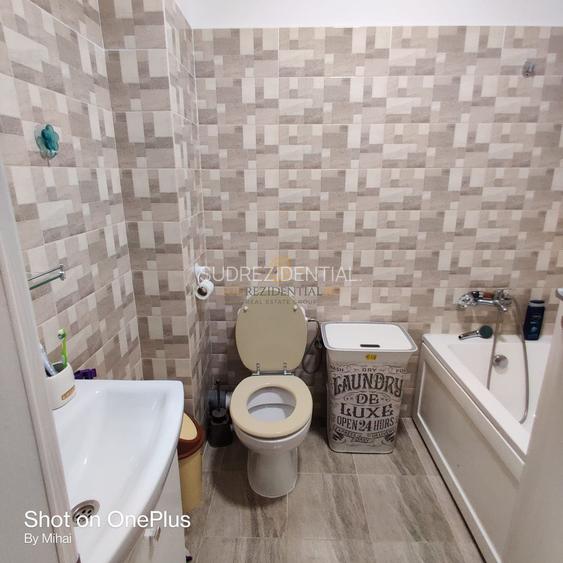 Apartament 3 camere de inchiriat, zona Grand Arena, Sectorul 4 - 9