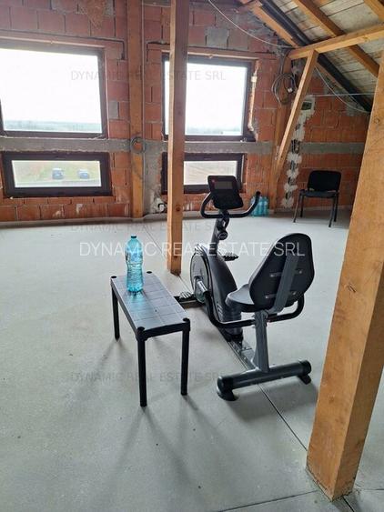 Vila D+P+1+M  - 4 dormitoare/4 bai - Garaj - 5000mp - 2 cai de acces - 14