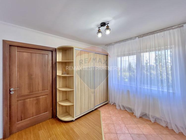 Casa cu 3 camere si 1500mp teren de inchiriat in Faget - 11