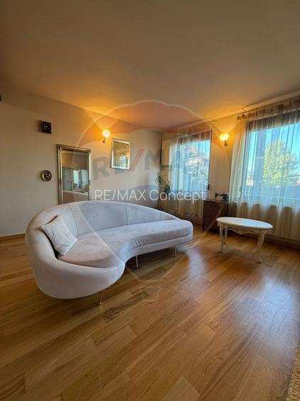 Casă / Vilă de închiriat în Gruia - 7