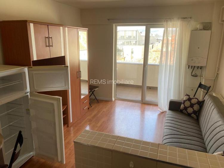 Apartament cu 1 dormitor, str Traian Mosoiu - 3