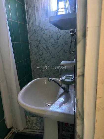 Vila tip pensiune P+1+M, Eforie Sud, teren 607 mp, 145.000 euro - 32