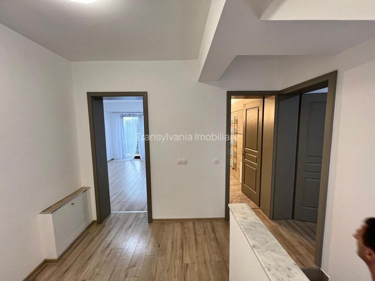 Casa cu 7 camere | 3 balcoane | Garaj | 220 mp + 80 mp curte | Cartier Panorama - 20