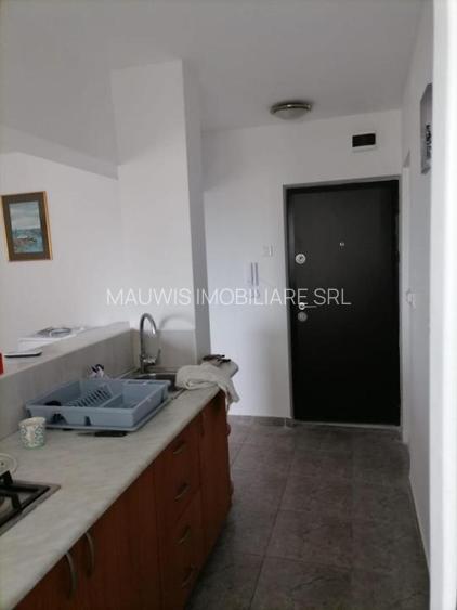 Piata iancului-Gura de metrou- 260 euro bloc mixt - 3