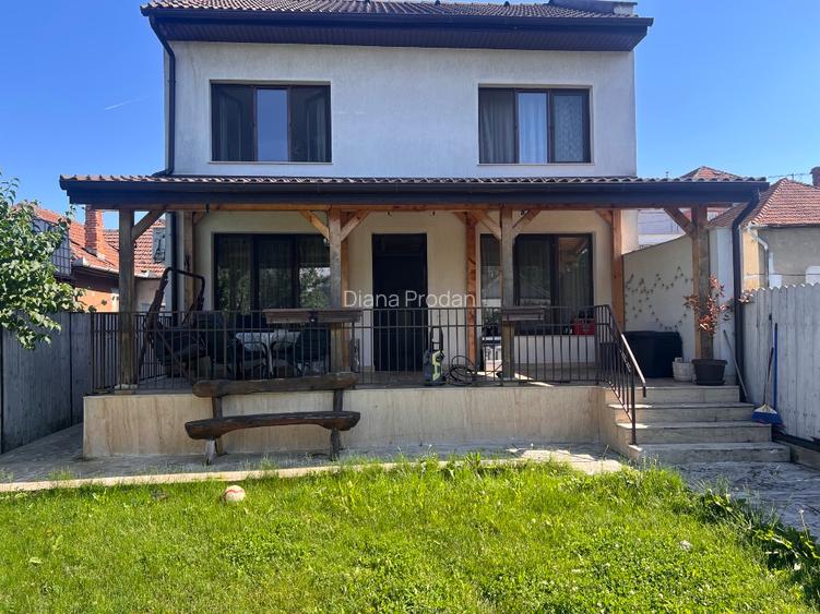 Casă de vânzare ultracentrală  - 13