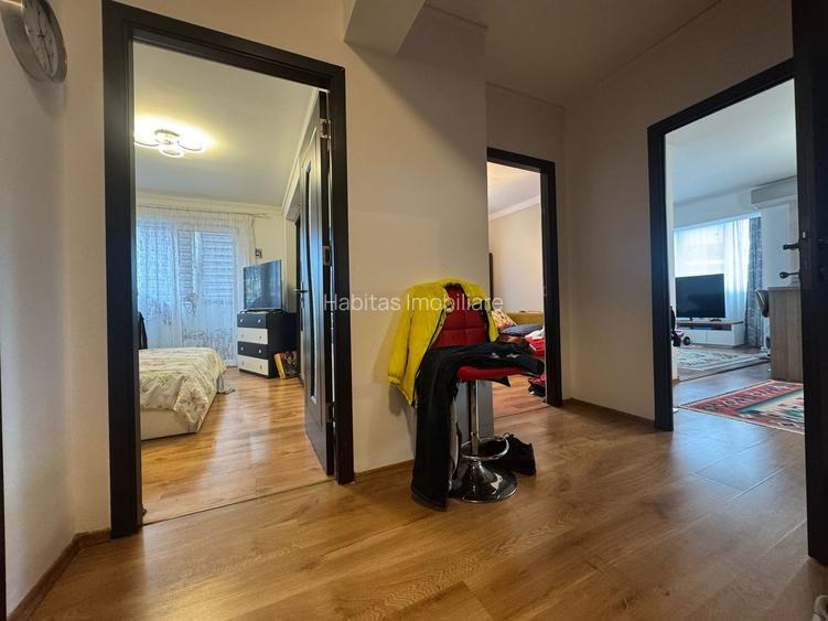 Apartament 3 camere, 70 mp cu parcare, et3, Str Florilor - Floresti - 8