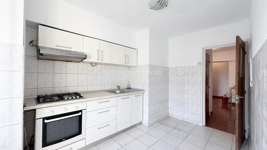 Bulevardul Unirii / Vedere Bulevard / Etaj 2/8 Decomandat - 9