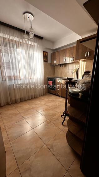 Apartament 2 camere et 1 zona Butoaie - 10