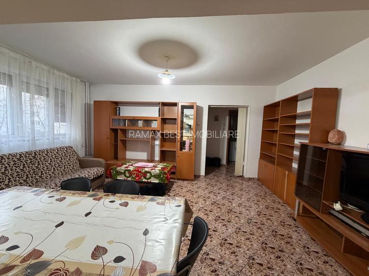 1 decembrie 1918-chiar la metrou-stradal Theodor Pallady - 8