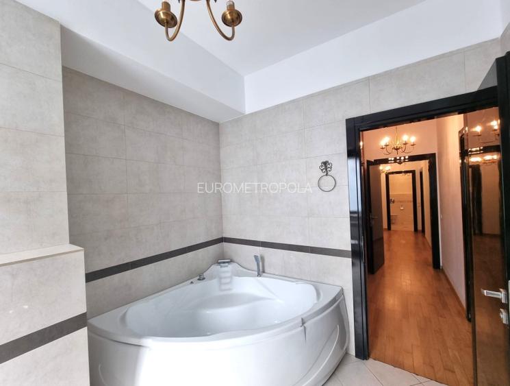 Apartament 4 camere cu tereasa de 160 mp - 13