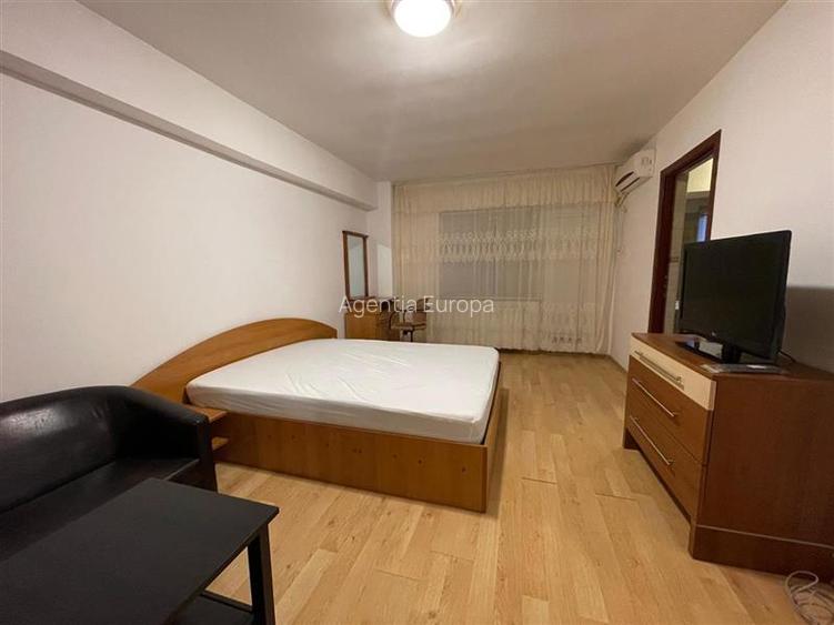 Garsoniera de inchiriat zona Centrala Tulcea - 4