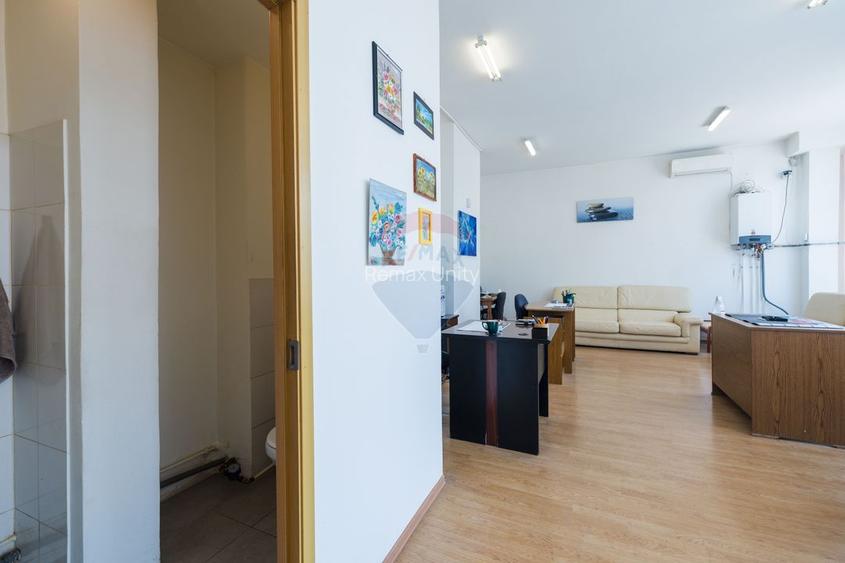 Spațiu comercial cu vitrină generoasă și vizibilitate excelentă - 3