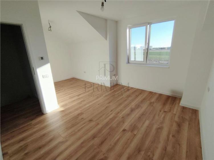 Duplex modern - spatios - personalizare interioara - canalizare - asfalt - 5