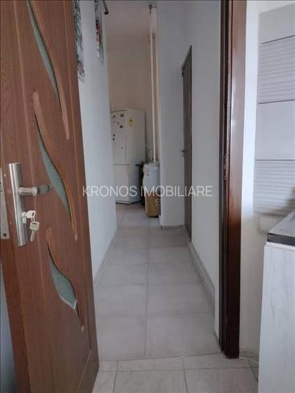PIATA OVIDIU  2 CAMERE  VEDERE LA MARE LIBER  72 MP. PRET 155.000 EUR - 8