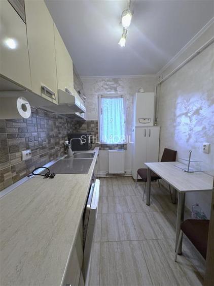 Apartament 2 camere de închiriat - Podu Roș, Bulevardul \u021auțo - 9