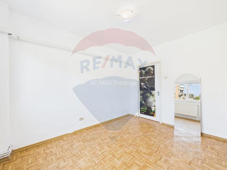 Apartament 3 camere, decomandat de vânzare în zona Aparatorii Patriei - 13