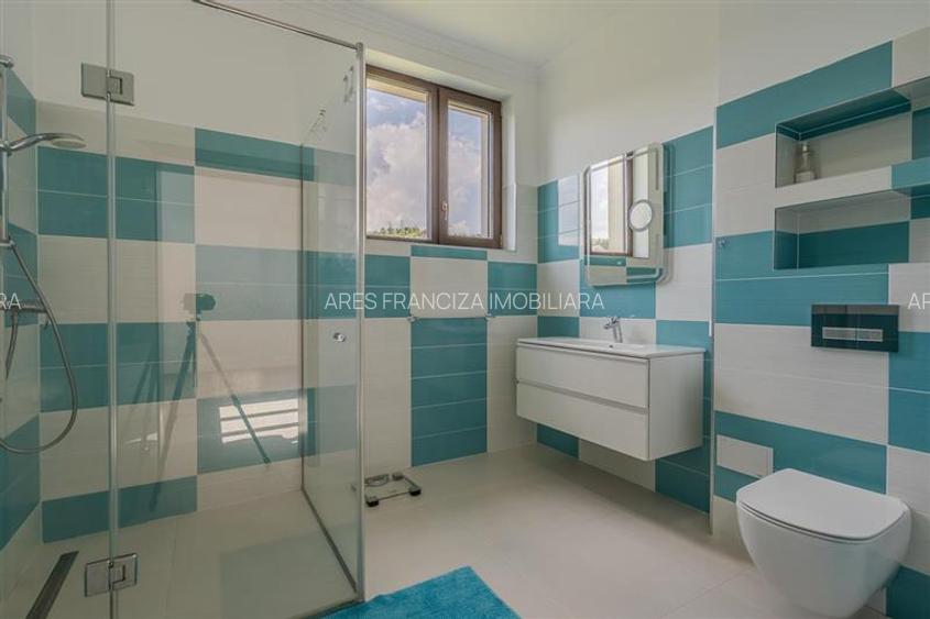 LAGUNA VERDE,VILA ,7 CAMERE,498 MP,TEREN 1000 MP,LANGA LAC SI PADURE - 33